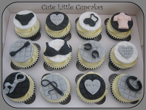 50-Shades-Grey-Cupcakes