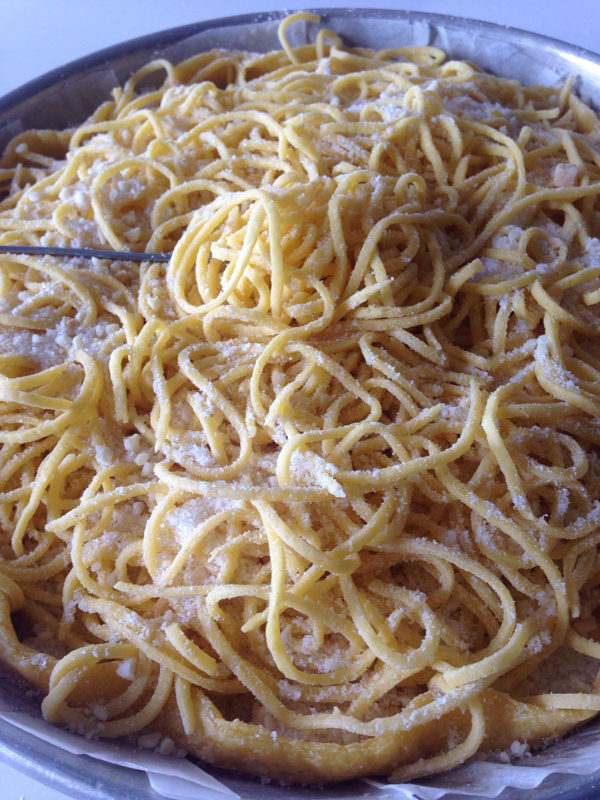 comesi-fa-torta-tagliatelle