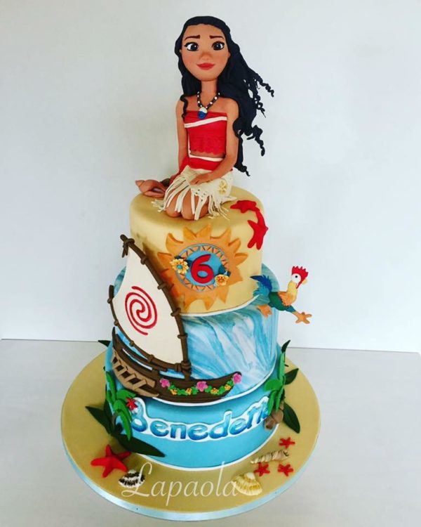 Moana Disney cake