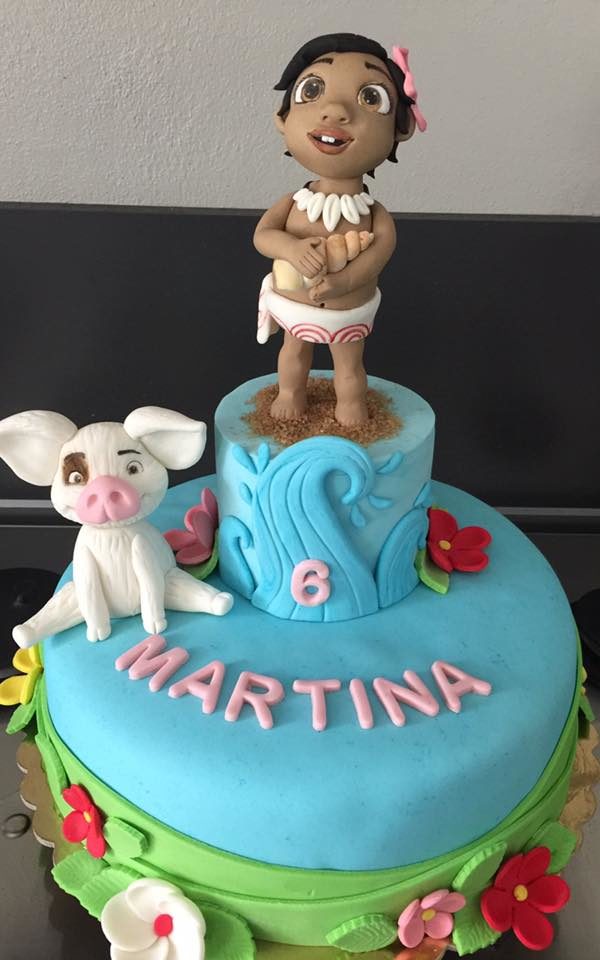 baby moana cake