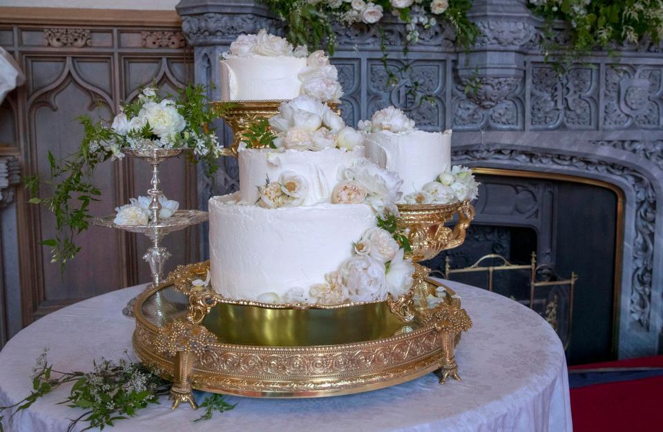 Prince-Harry-Meghan-Markle-Royal-Wedding-Cake